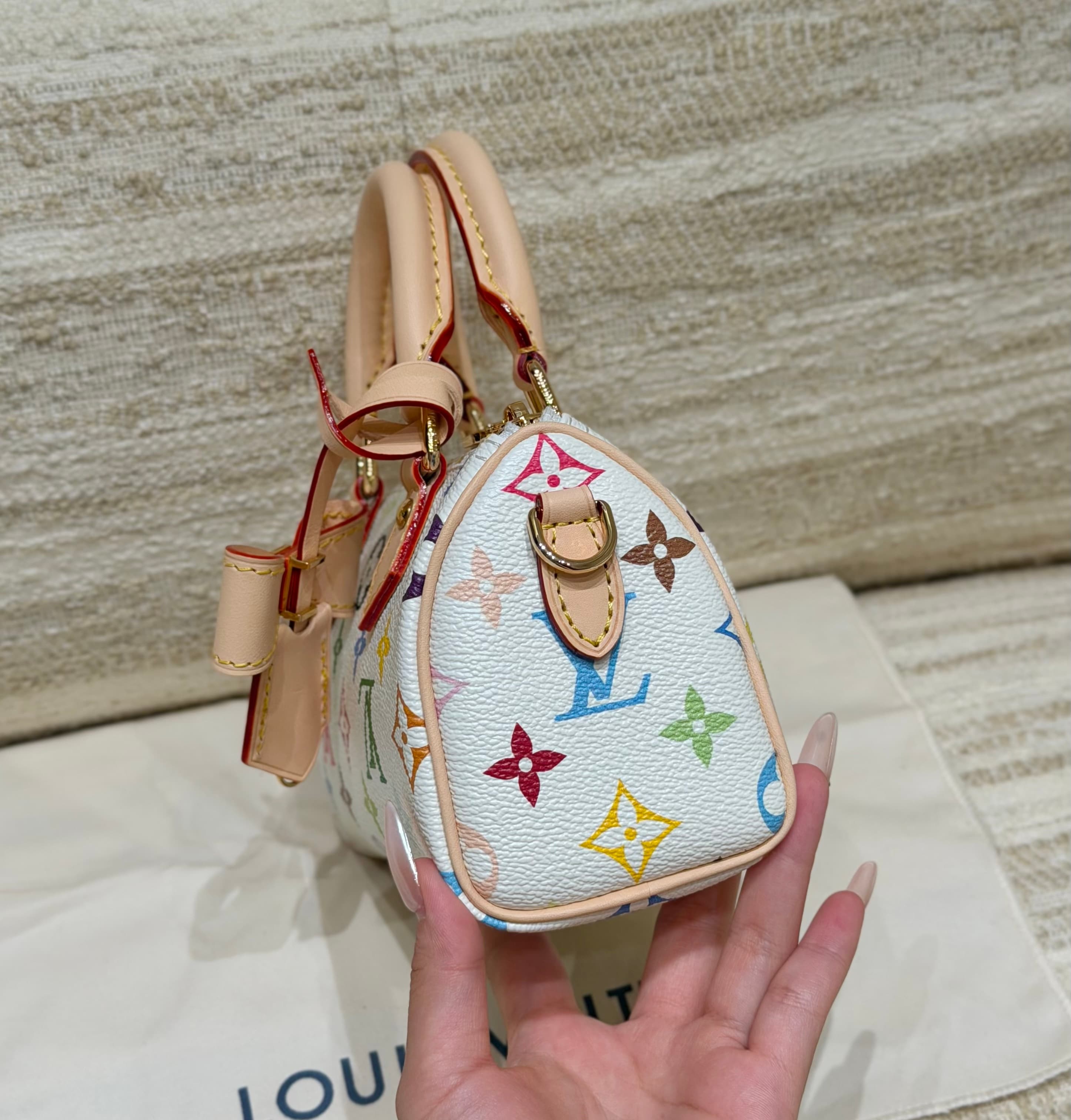 루이비통 x 무라카미 타카시 나노 스피디 Nano Speedy Multicolore 화이트 멀티