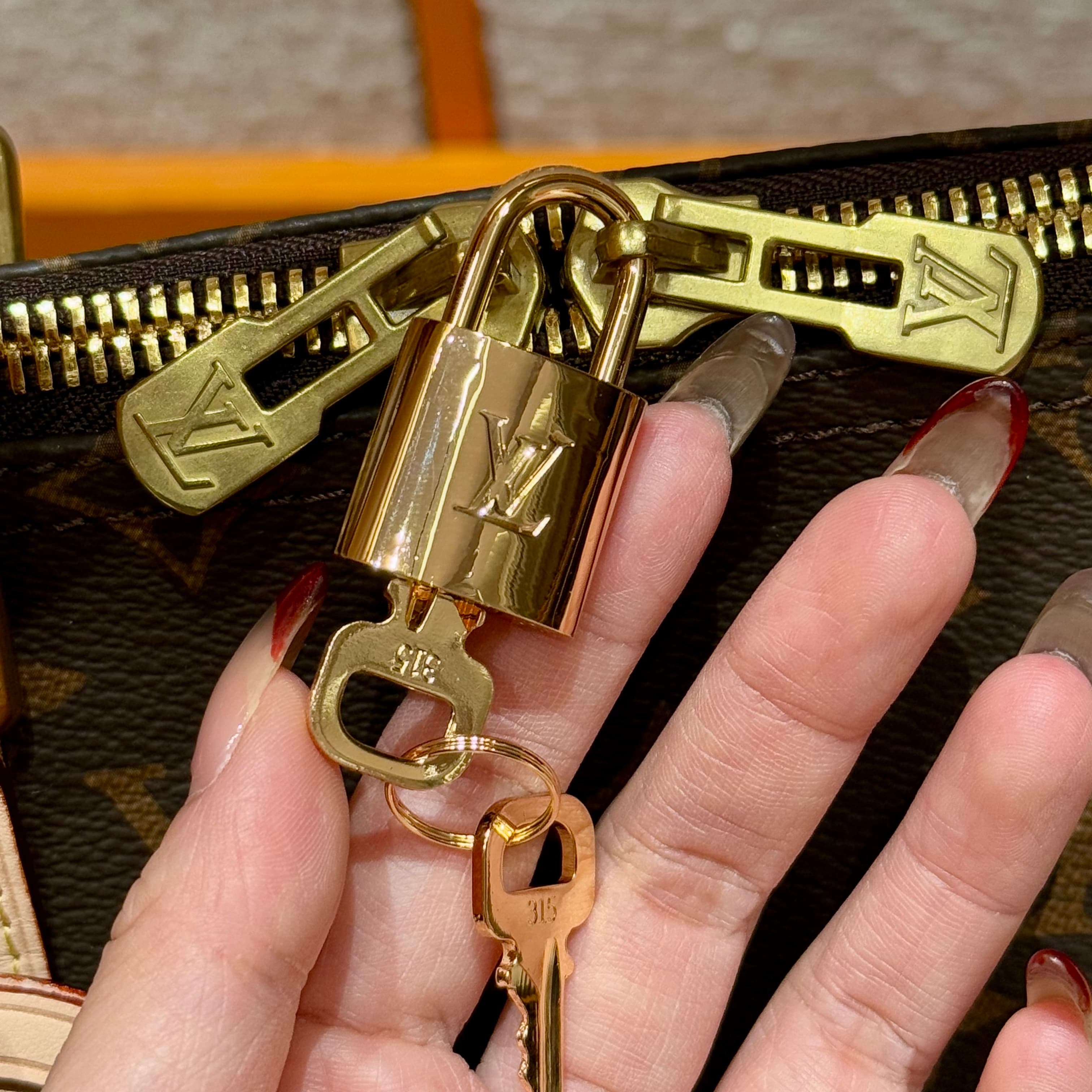 루이비통 키폴 반돌리에르 50 Keepall Bandoulière 50 모노그램 브라운