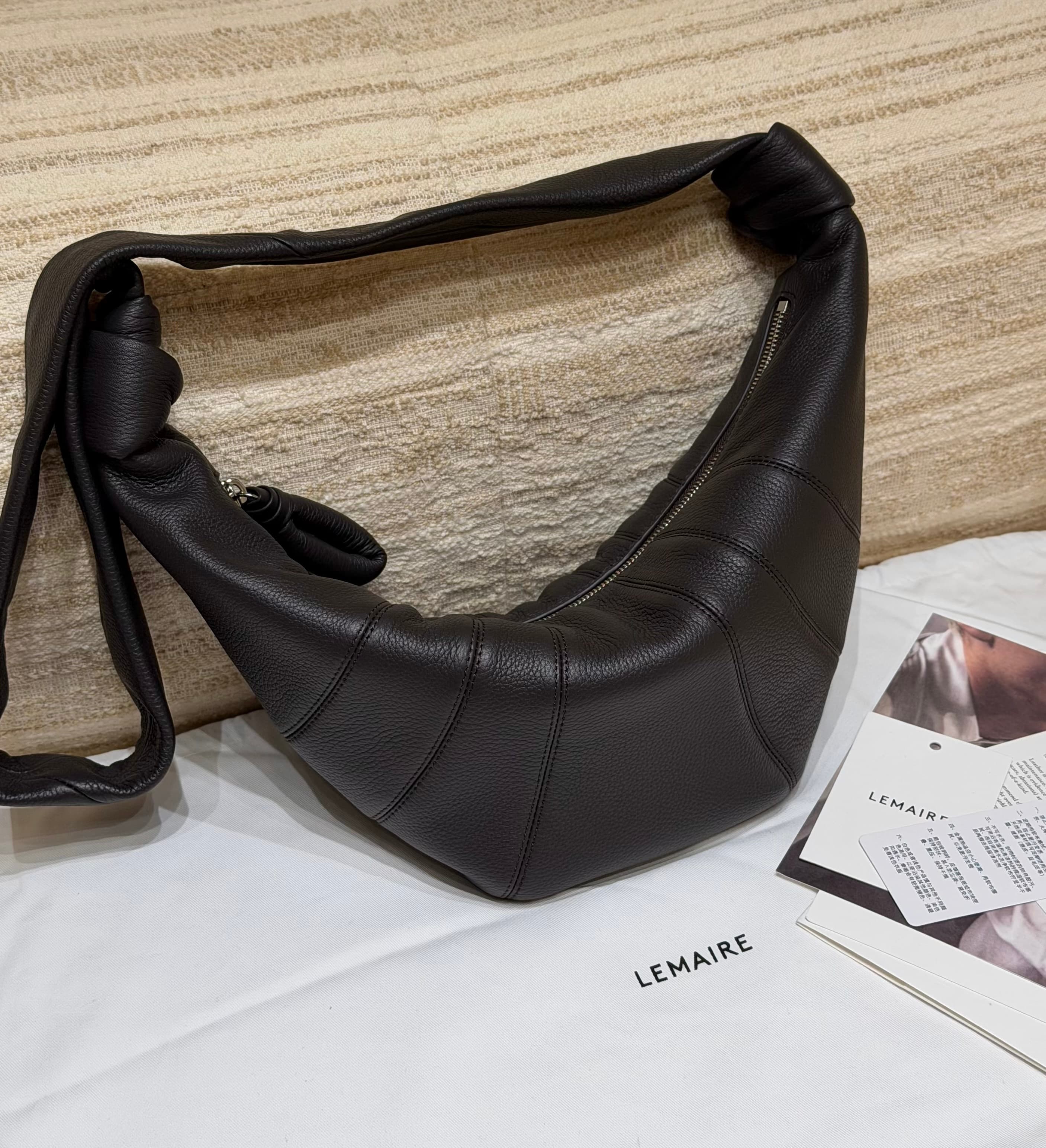 르메르 크루아상백 미디움 (Lemaire Croissant Bag Medium) 리치브라운