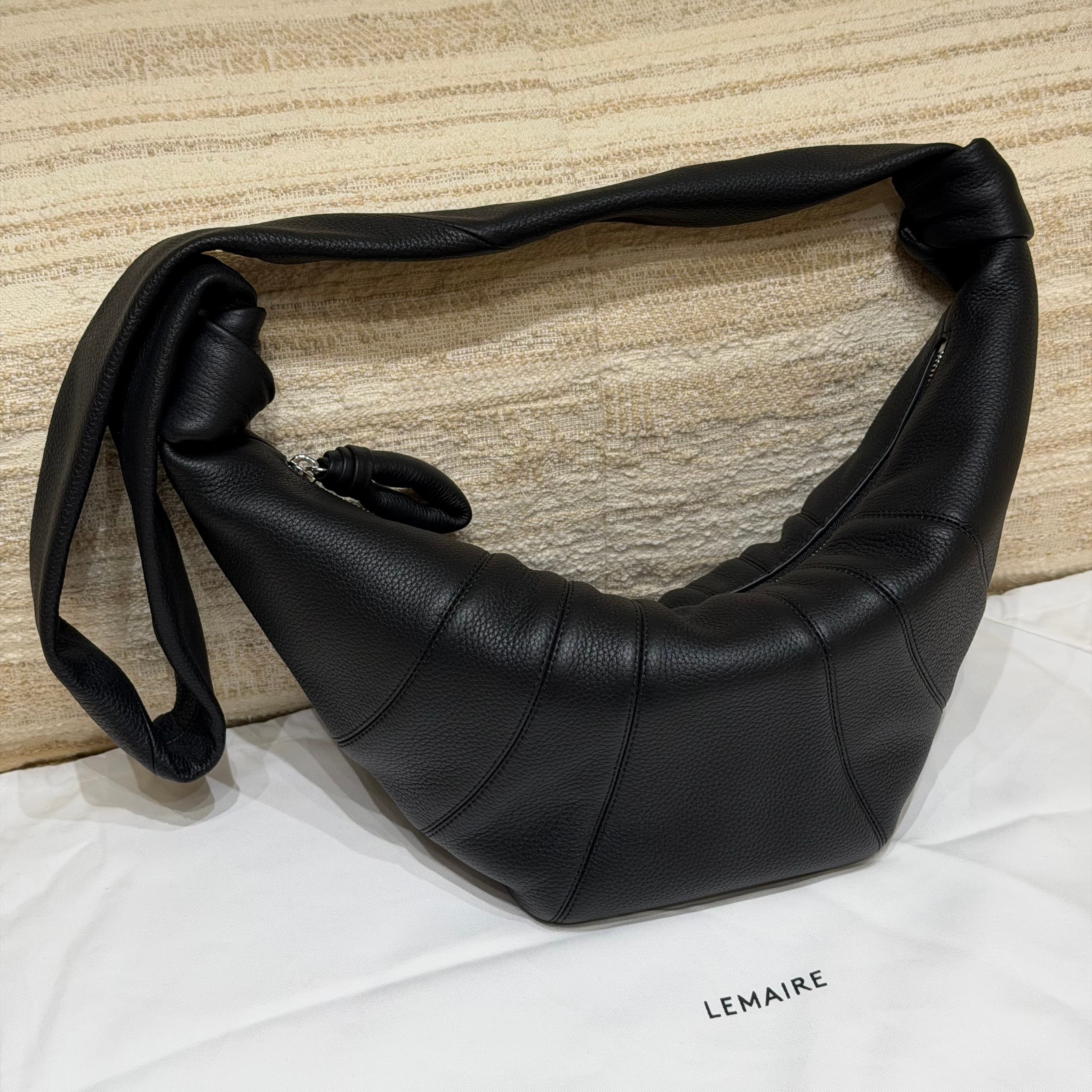 르메르 크루아상백 미디움 (Lemaire Croissant Bag Medium) 리치블랙
