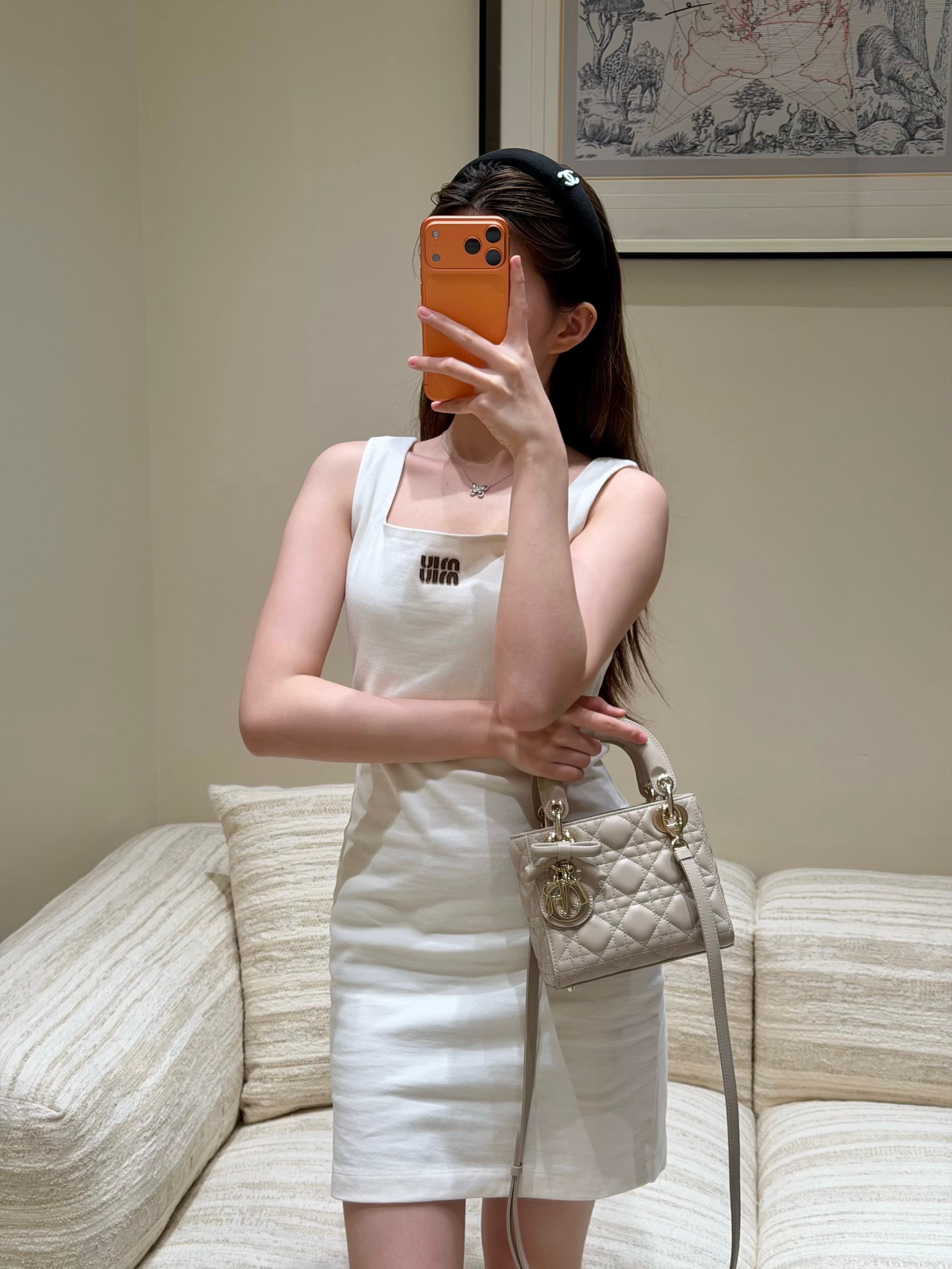 디올 레이디 다이애나 보우 시리즈 베이지