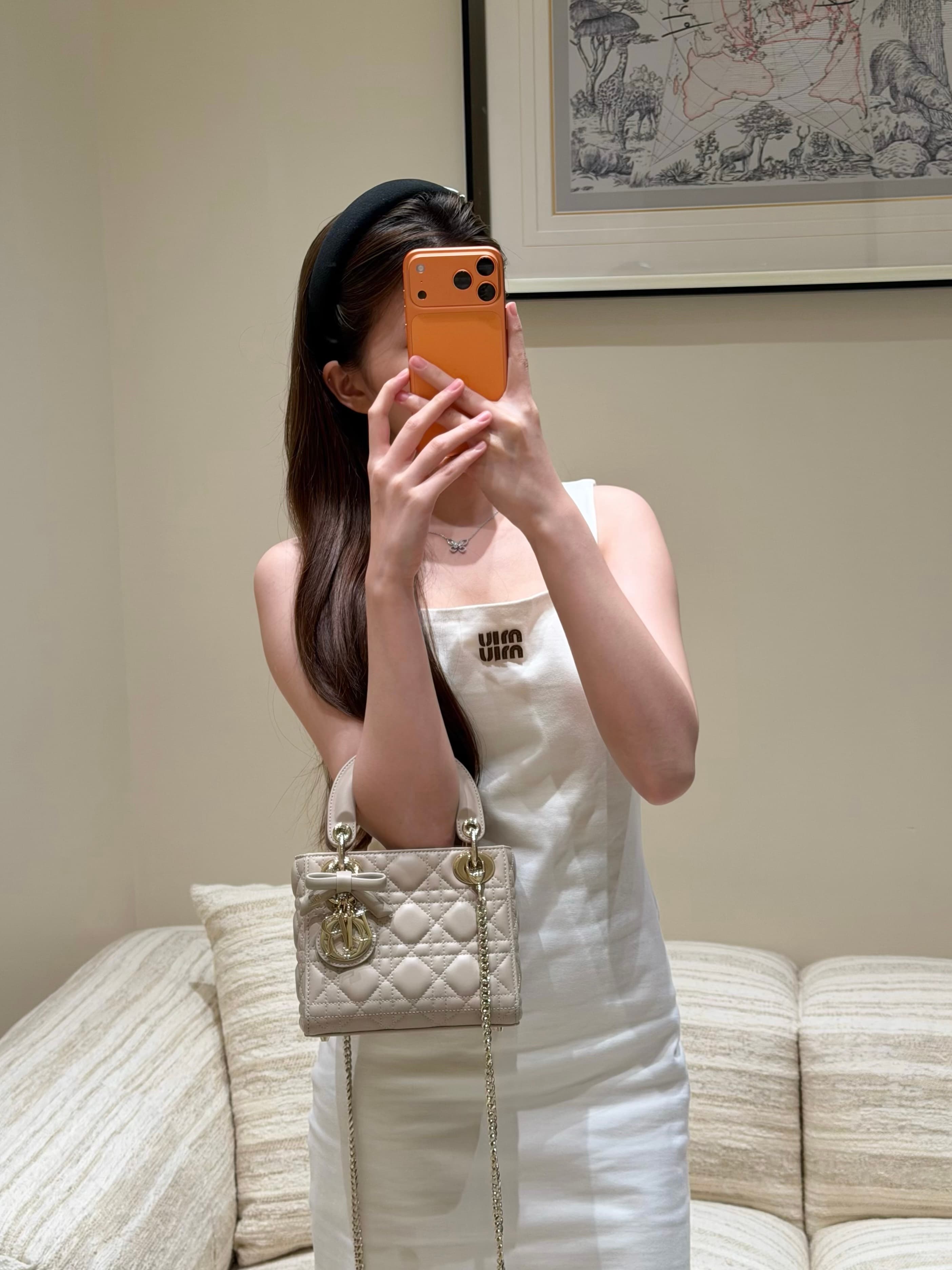 디올 레이디 다이애나 보우 시리즈 베이지