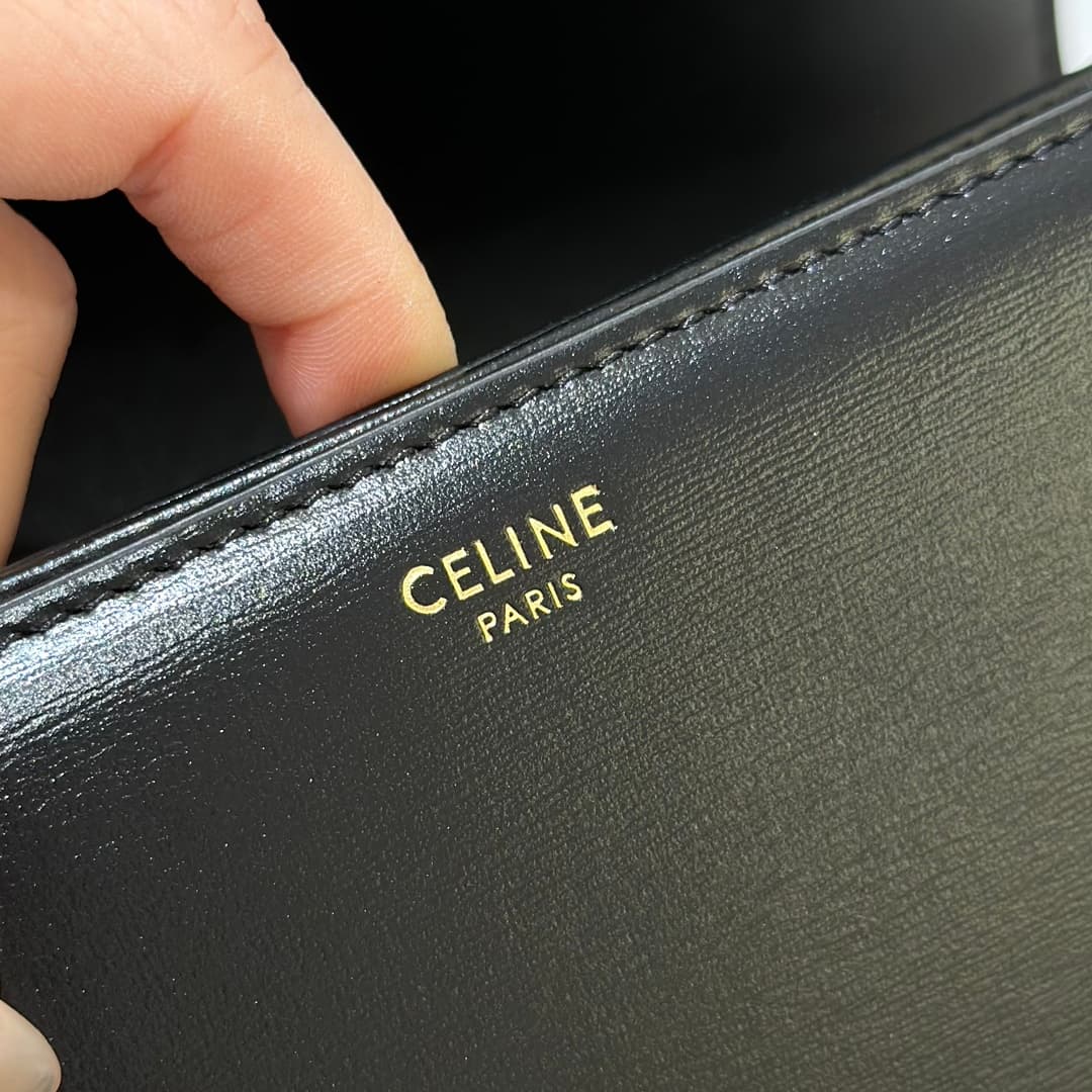 셀린느 모노그램 박스 메신저백 블랙
