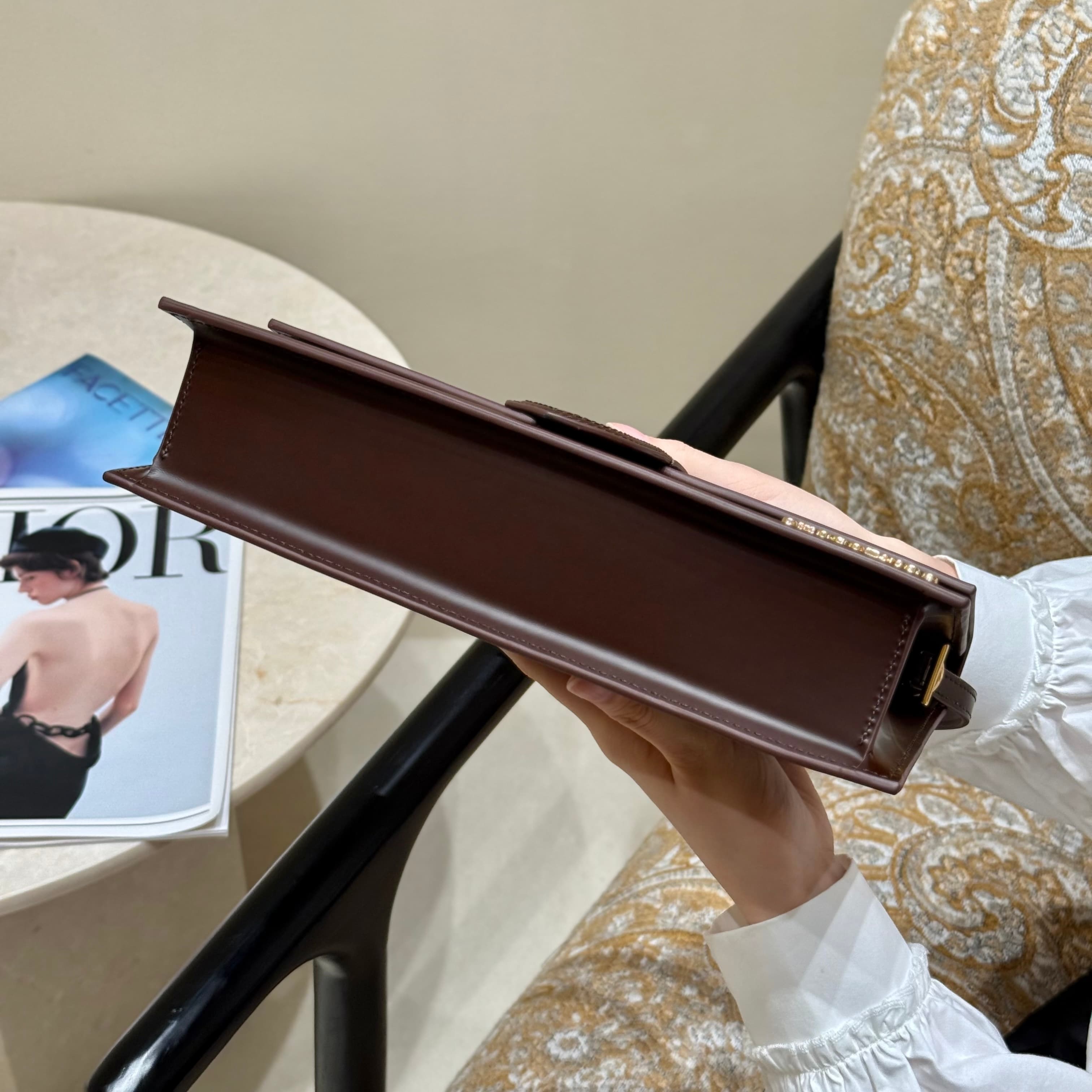 자크뮈스 르 뱀비노 롱 (초콜릿브라운)