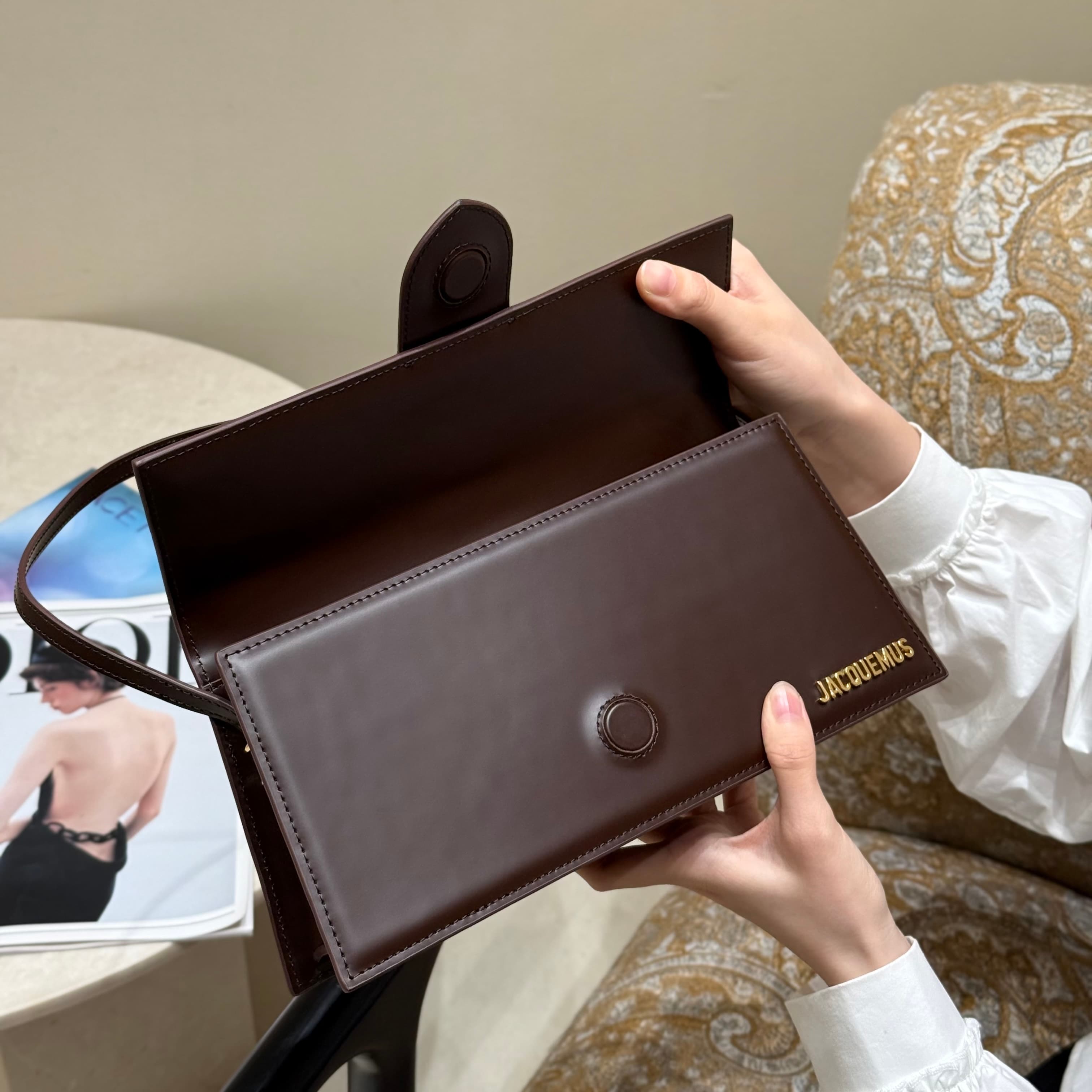 자크뮈스 르 뱀비노 롱 (초콜릿브라운)