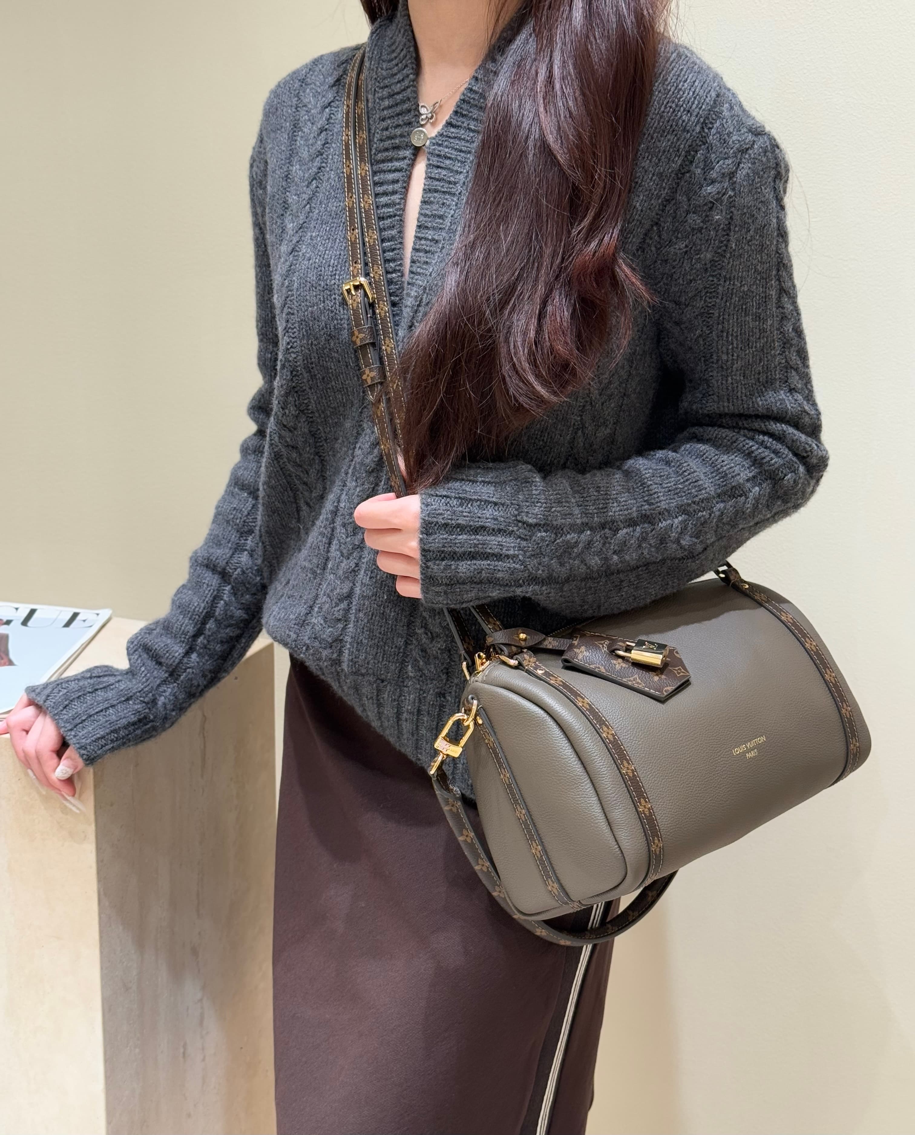 루이비통 파피용 BB (그레이)