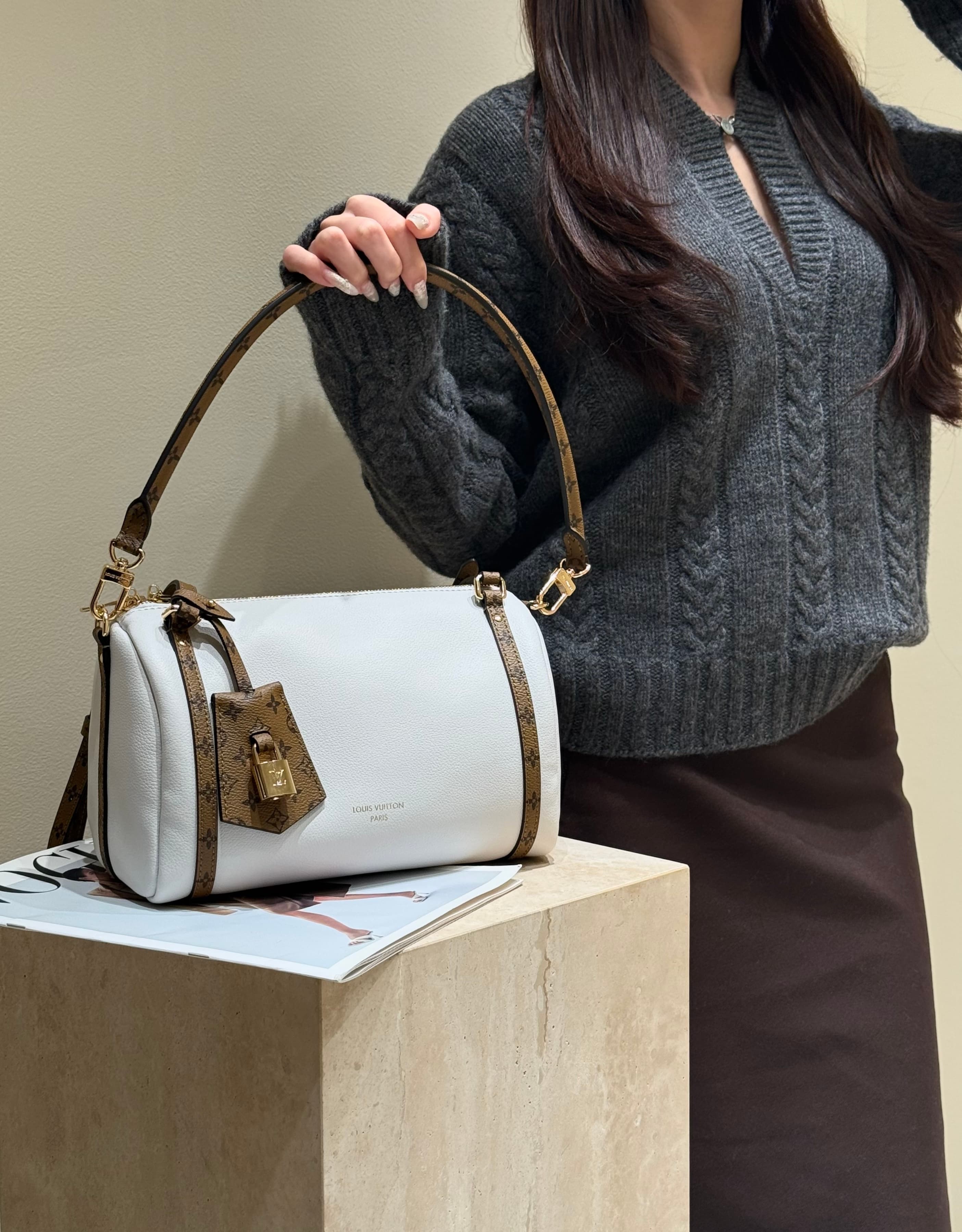 루이비통 파피용 BB (화이트)