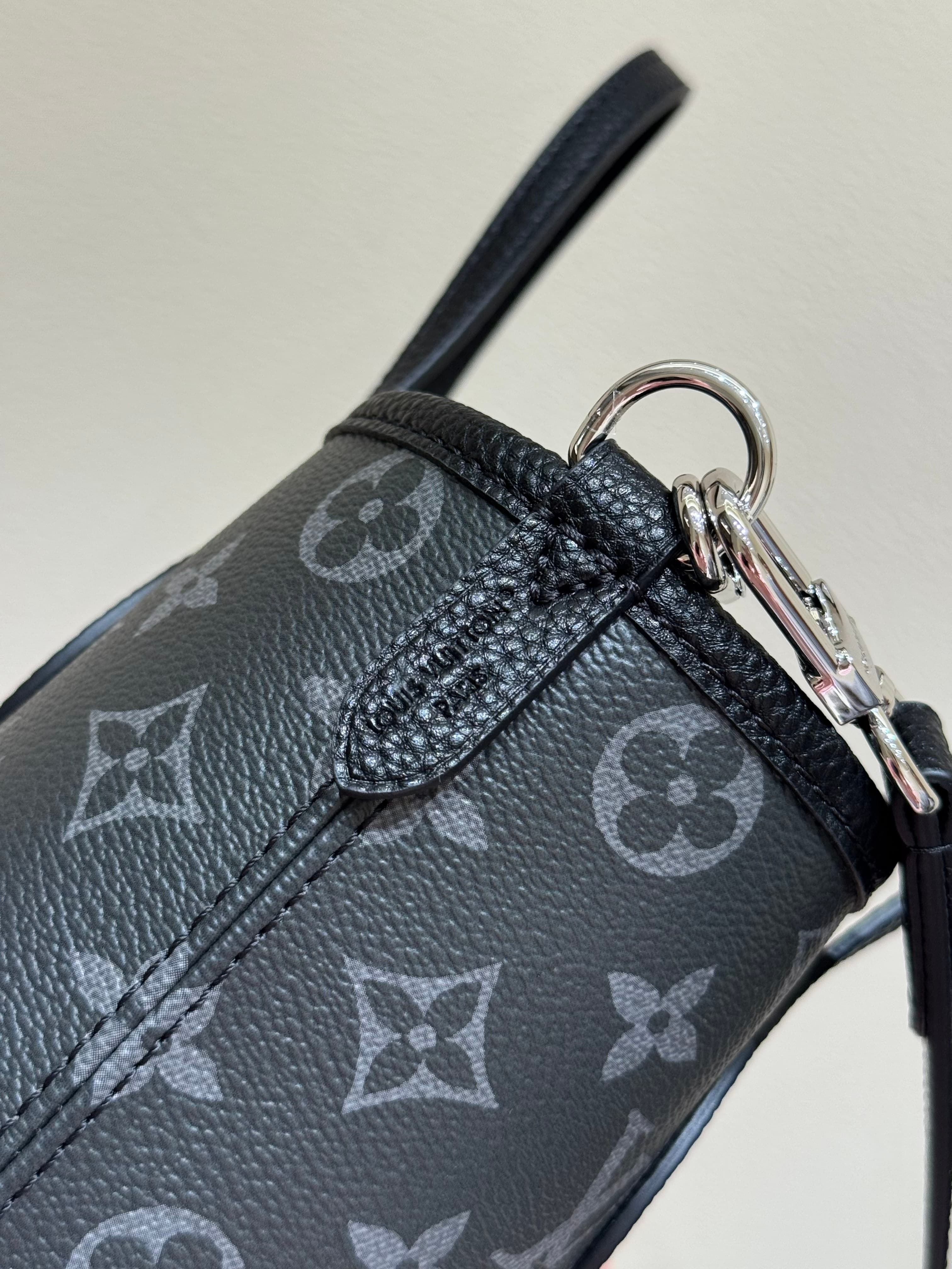 루이비통 네버풀 BB (블랙)