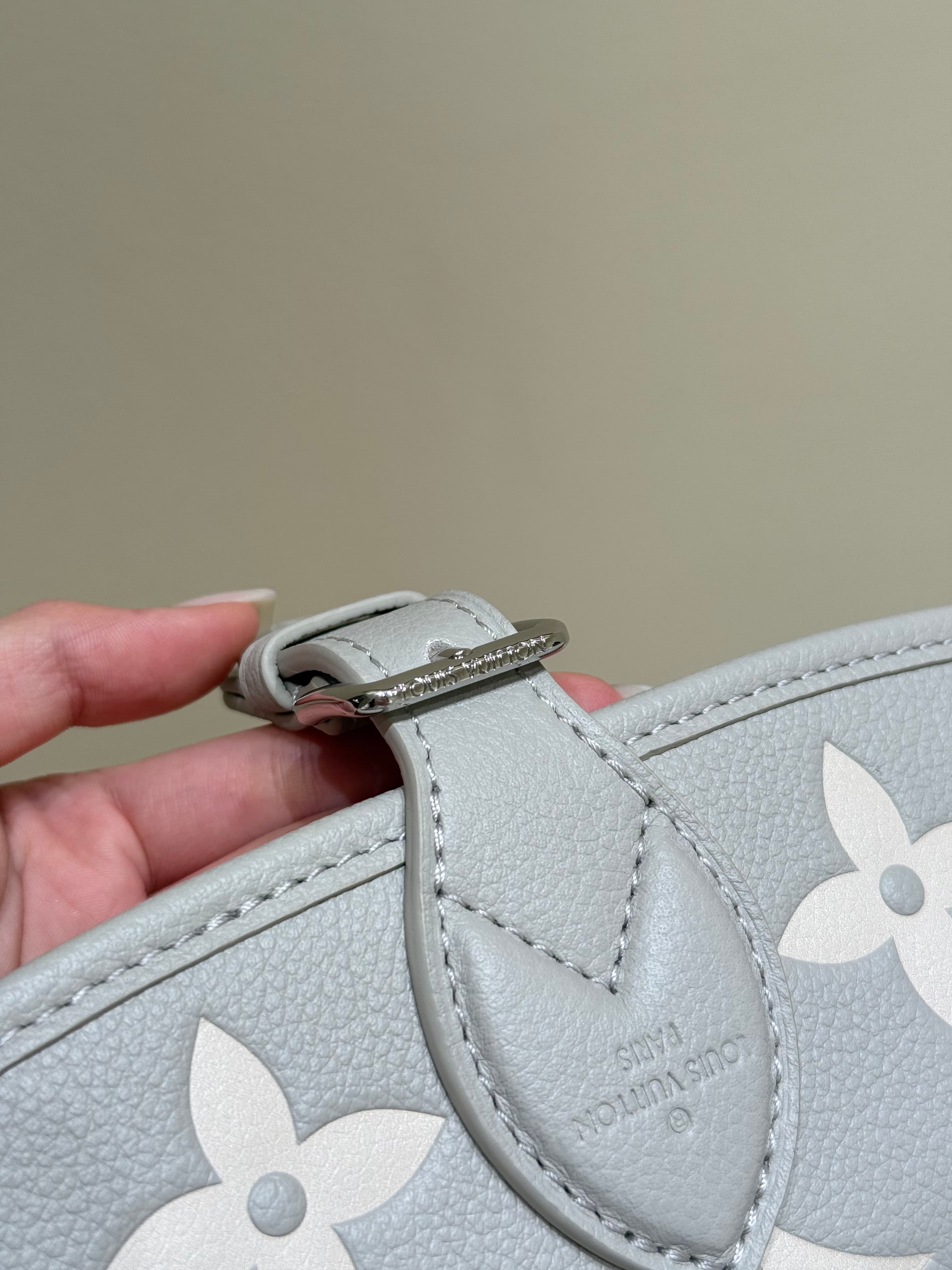 루이비통 다이앤 (그레이)