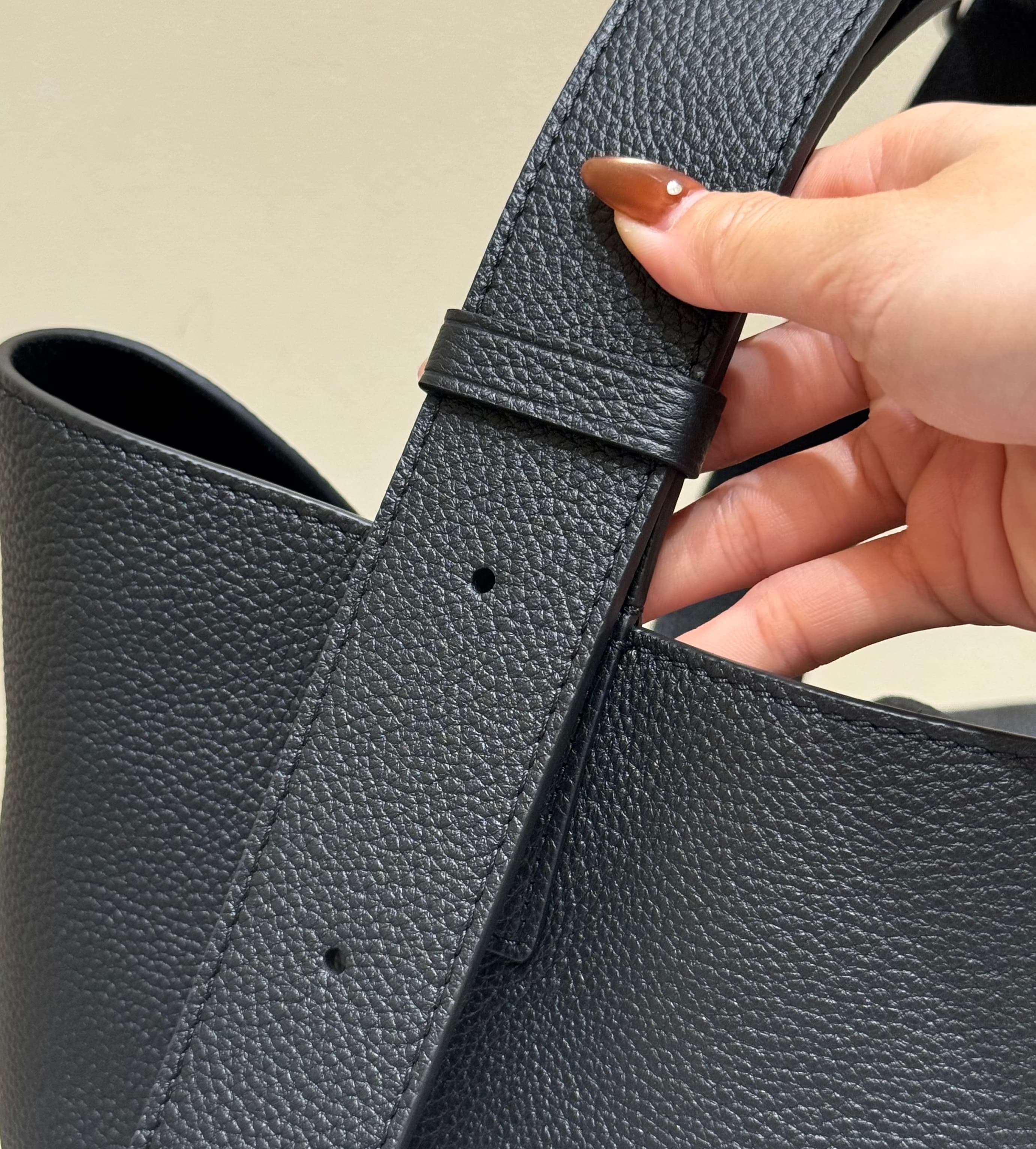 루이비통 베르소 (블랙)
