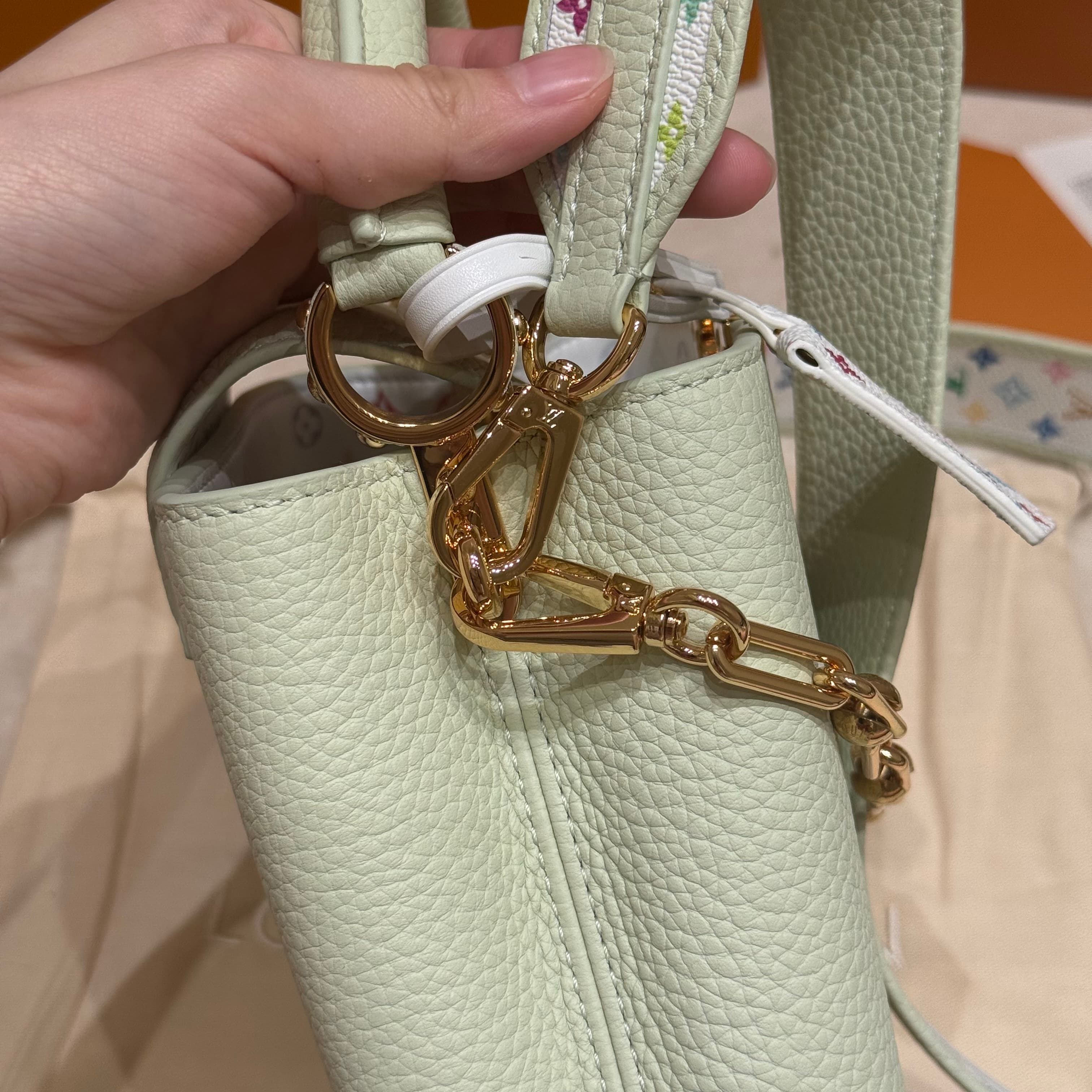 루이비통 카퓌신 미니 (그린)