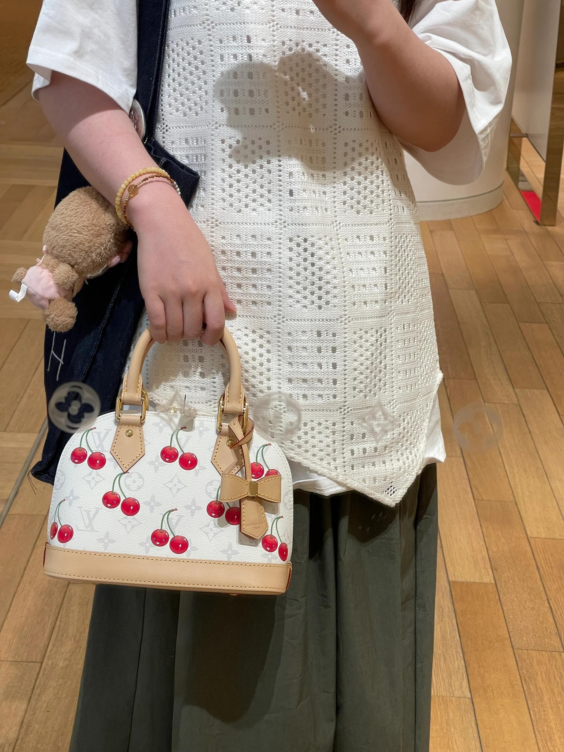 루이비통 x 무라카미 알마 BB (화이트)