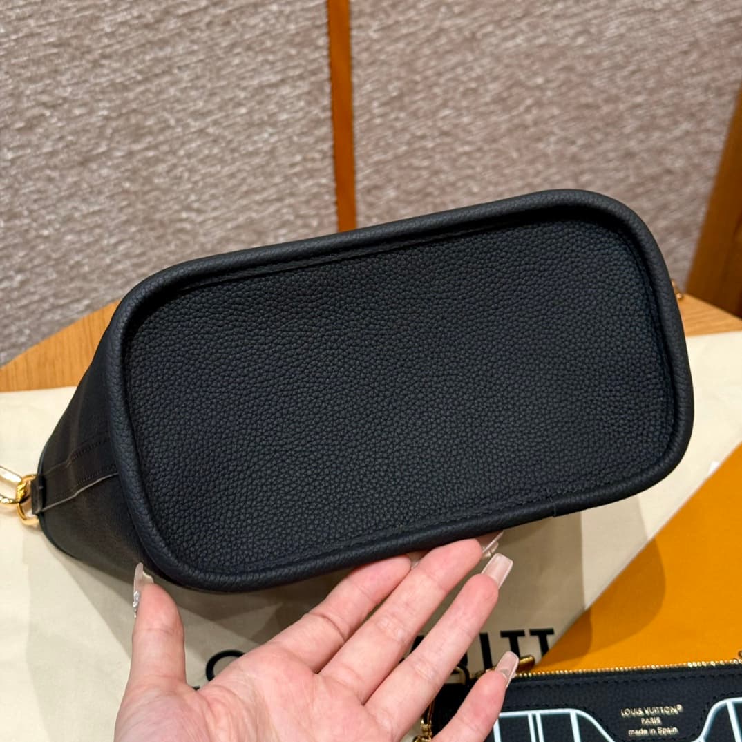 루이비통 네버풀 BB (브라운)