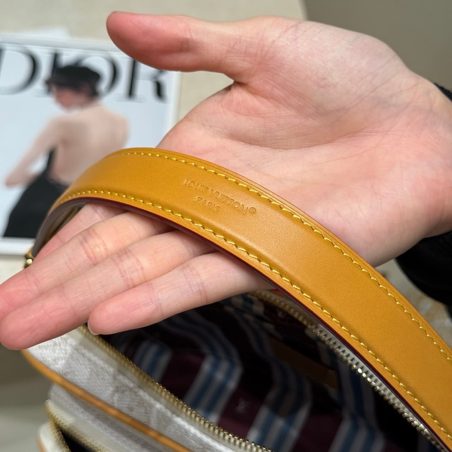 루이비통 NIL (화이트)
