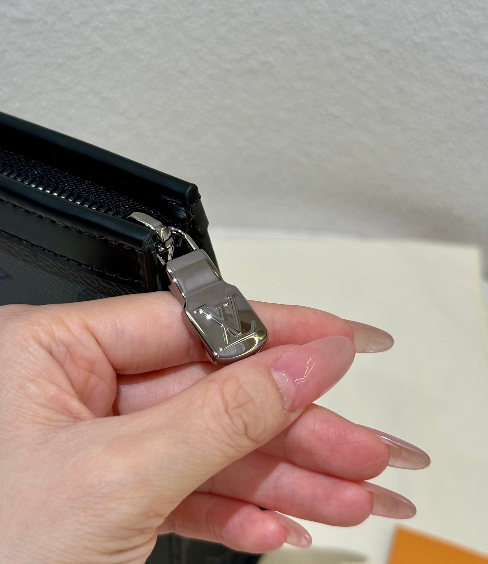 루이비통 포쉐트 보야지 MM (블랙)