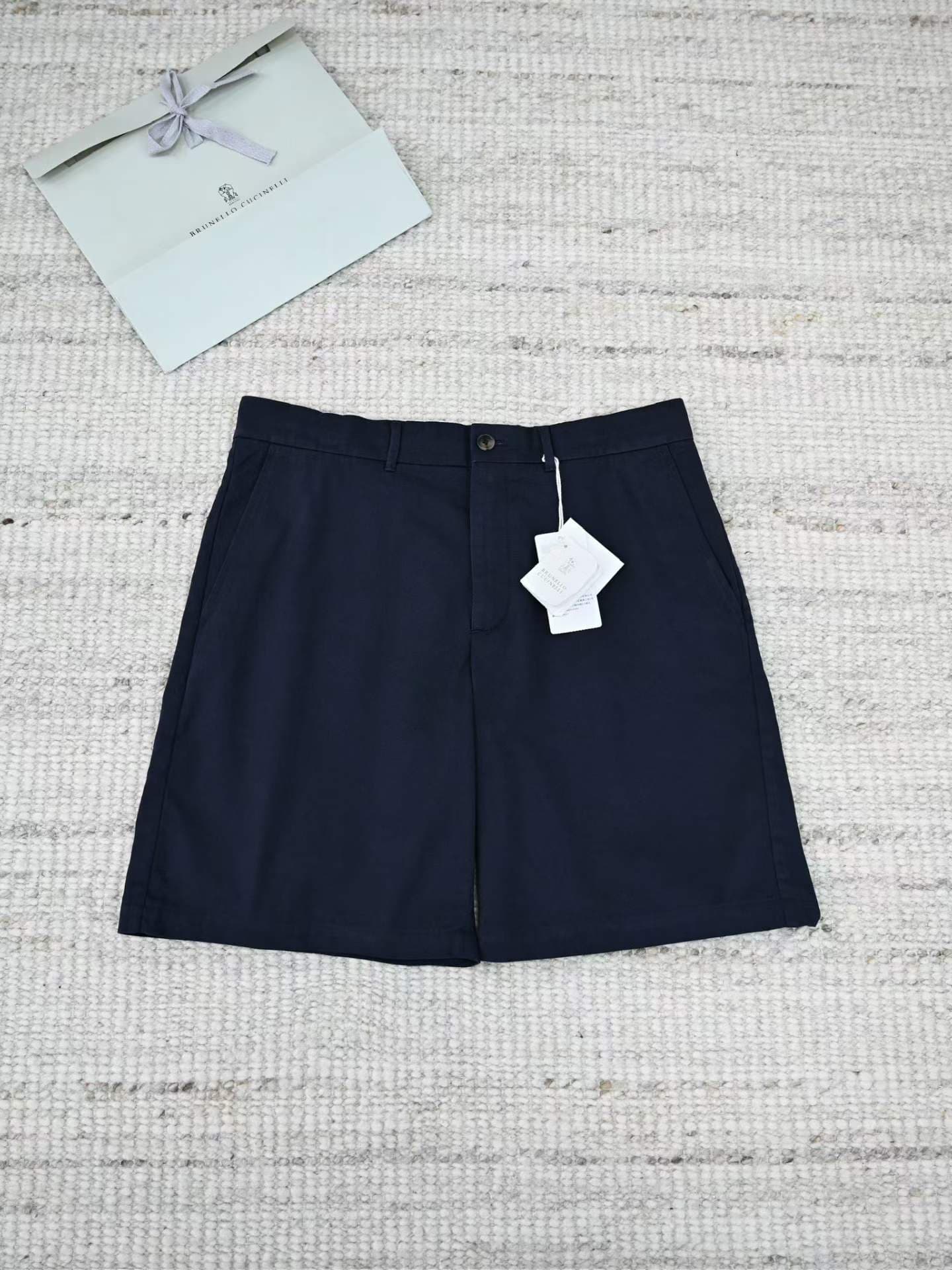 브루넬로 쿠치넬리 순면 미니멀 숏팬츠